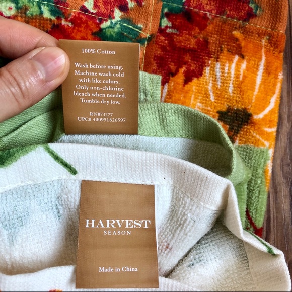 NEW HARVEST Kitchen Towels Leaves SET of 2 Towels - Picture 3 of 7
